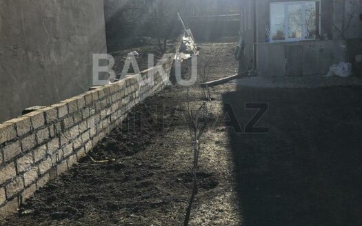 5 Room House / Villa for Sale in Gusar