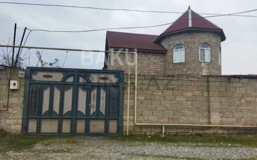 5 Room House / Villa for Sale in Khachmaz