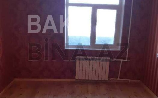 2 Rooms Old Apartment for Sale in Baku