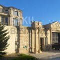 6 Room House / Villa for Sale in Baku