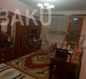 1 Room Old Apartment for Sale in Baku