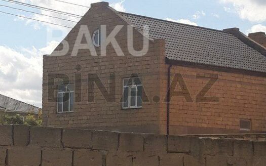 6 Room House / Villa for Sale in Baku
