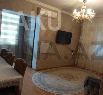 2 Rooms Old Apartment for Sale in Baku