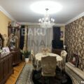 3 Room Old Apartment for Sale in Baku