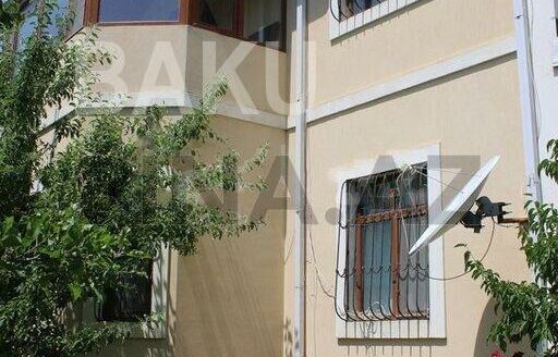 7 Room House / Villa for Sale in Gusar