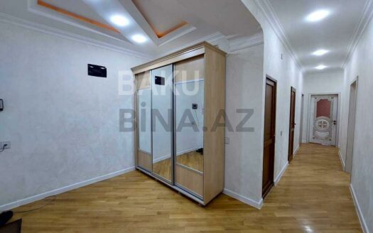4 Room New Apartment for Sale in Baku