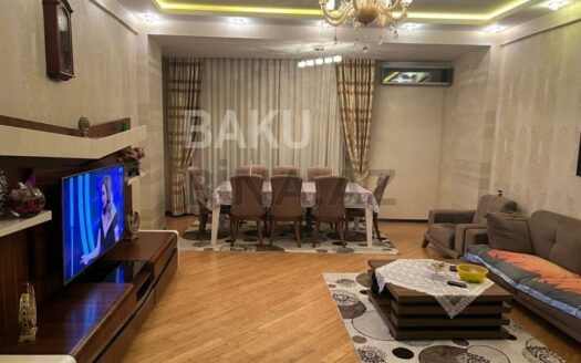 4 Room New Apartment for Sale in Baku