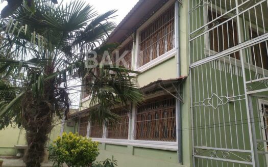 8 Room House / Villa for Sale in Ganja