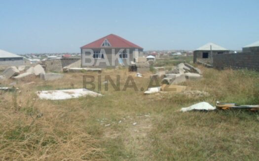 4 Room House / Villa for Sale in Baku