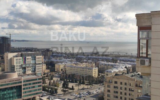 4 Room New Apartment for Sale in Baku