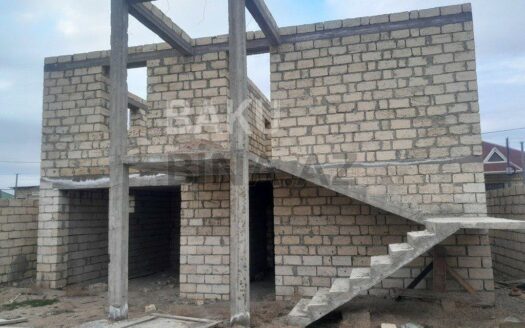 5 Room House / Villa for Sale in Baku