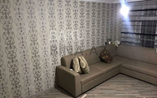 2 Rooms Old Apartment for Sale in Ganja