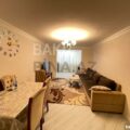 3 Room Old Apartment for Sale in Baku