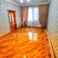 2 Rooms Old Apartment for Sale in Baku
