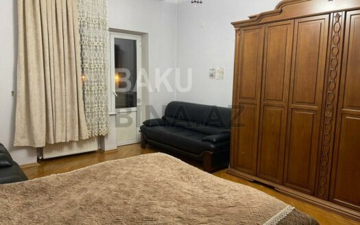 4 Room New Apartment for Sale in Baku