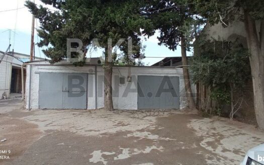 7 Room House / Villa for Sale in Baku