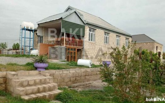 9 Room House / Villa for Sale in Barda