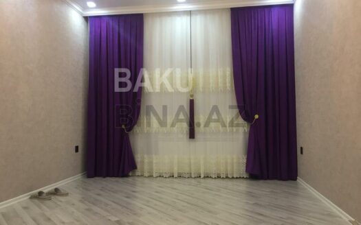 2 Rooms Old Apartment for Sale in Baku