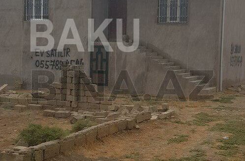 4 Room House / Villa for Sale in Baku