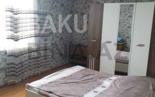 4 Room House / Villa for Sale in Baku