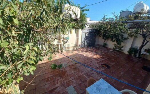 10 Room House / Villa for Sale in Baku
