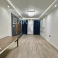 3 Room Old Apartment for Sale in Baku