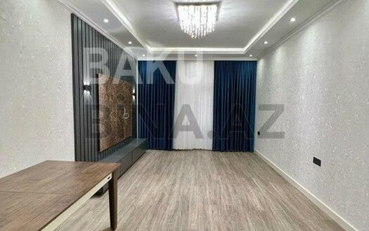 3 Room Old Apartment for Sale in Baku