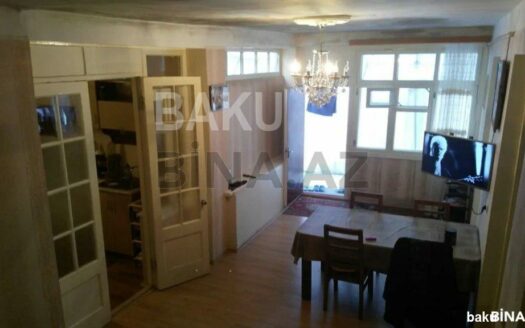 7 Room House / Villa for Sale in Baku