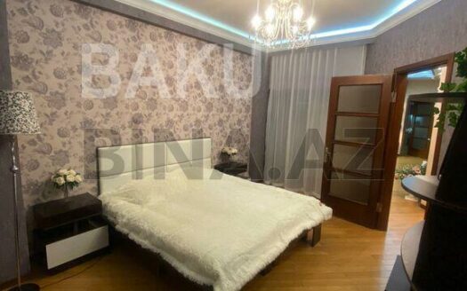 4 Room New Apartment for Sale in Baku