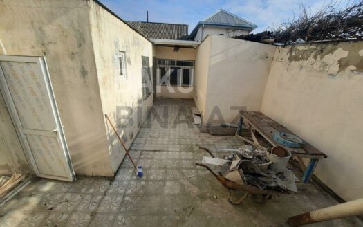 2 Room House / Villa for Sale in Baku