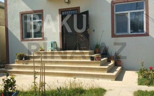 4 Room House / Villa for Sale in Baku