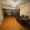 3 Room Old Apartment for Sale in Baku