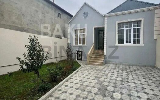 4 Room House / Villa for Sale in Baku