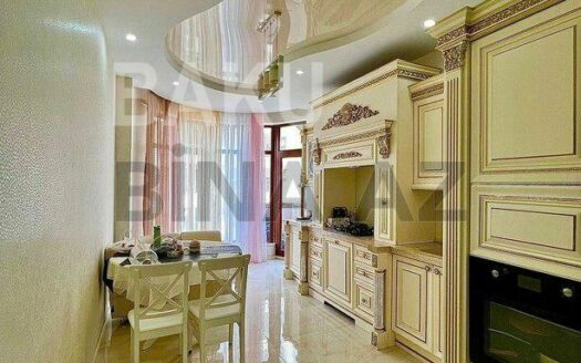4 Room New Apartment for Sale in Baku