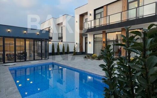 4 Room House / Villa for Sale in Baku