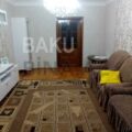3 Room Old Apartment for Sale in Baku