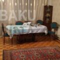 3 Room Old Apartment for Sale in Baku