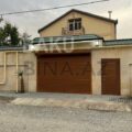 8 Room House / Villa for Sale in Baku