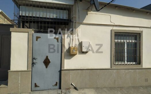 3 Room House / Villa for Sale in Baku