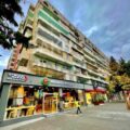 4 Room Old Apartment for Sale in Baku