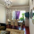 4 Room Old Apartment for Sale in Baku