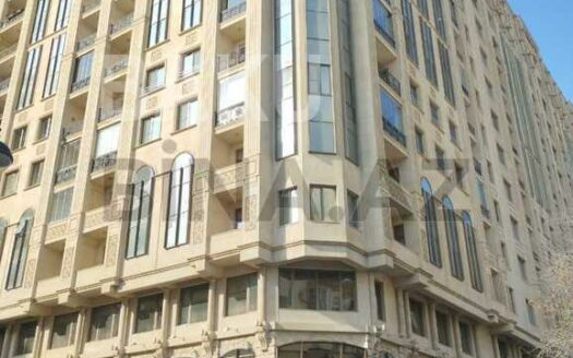 4 Room New Apartment for Sale in Baku