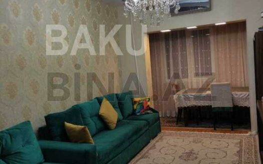 2 Rooms Old Apartment for Sale in Baku