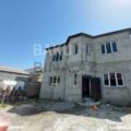 8 Room House / Villa for Sale in Baku