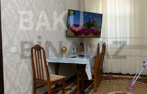 4 Room House / Villa for Sale in Baku