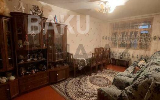 3 Room Old Apartment for Sale in Shaki