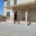 5 Room House / Villa for Sale in Baku