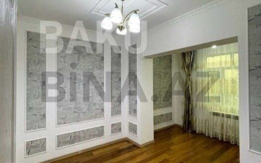 2 Rooms Old Apartment for Sale in Baku