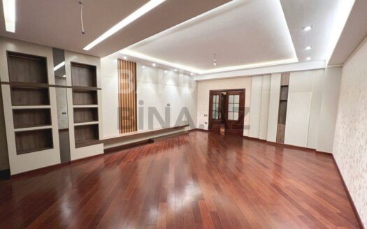 4 Room New Apartment for Sale in Baku