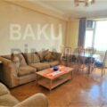 3 Room Old Apartment for Sale in Baku